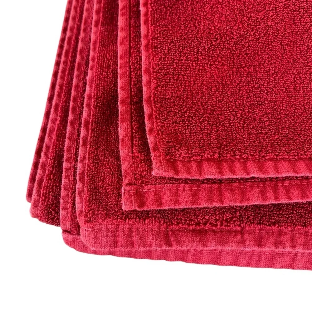 Pottery Barn Oversized Bath Sheet Towel Ruby Red 100% Cotton Brazil 37x77 NICE!